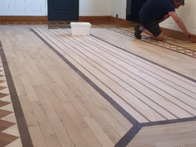 Pose de parquet motifs